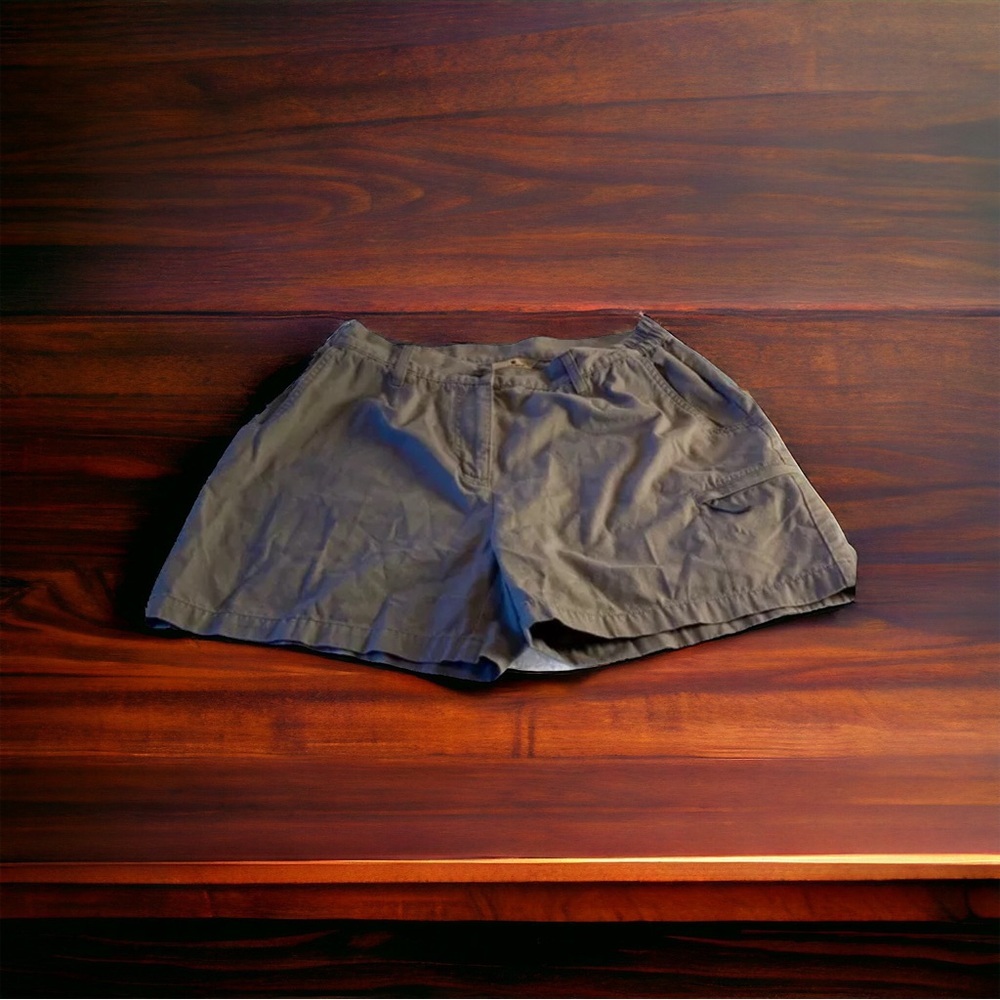 Woolrich Womens Grey Taupe Cargo Shorts Size 14P 30 High-Rise 6” I 100% Cotton